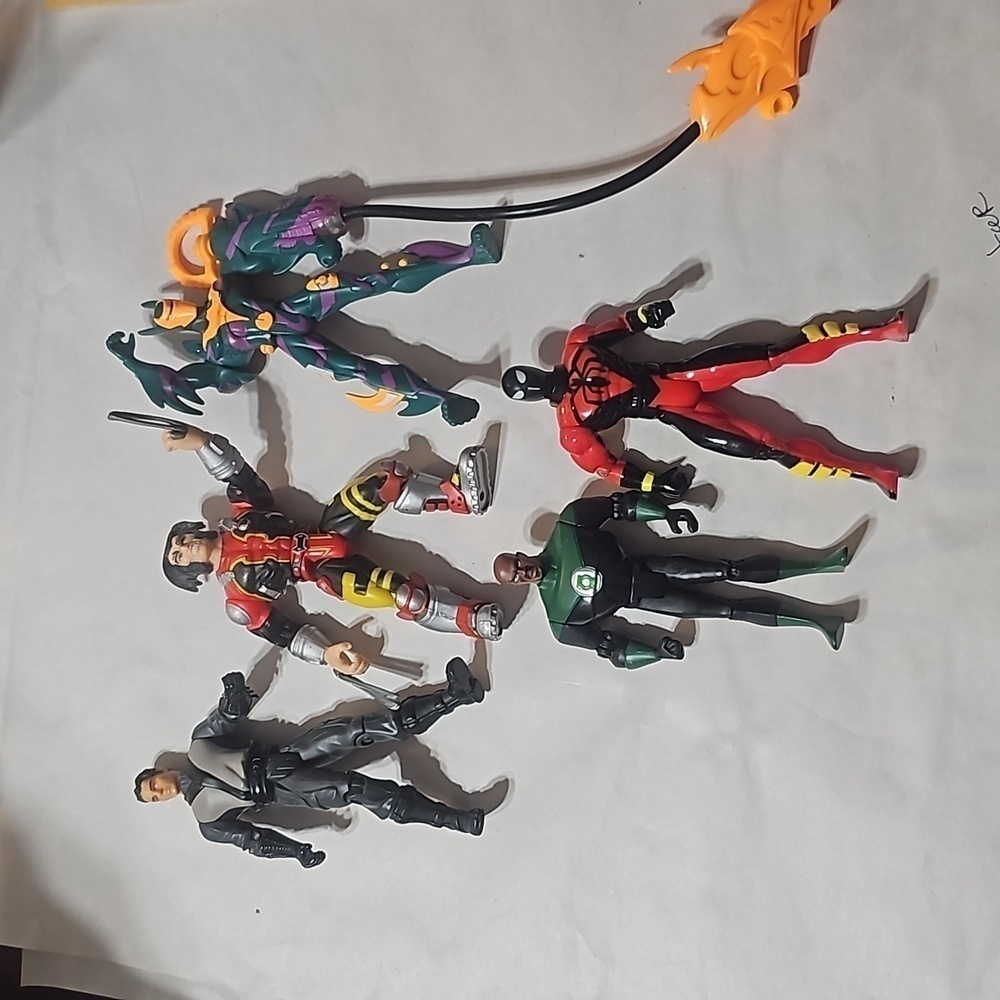 Action Bundle Set of 5 Action Figures